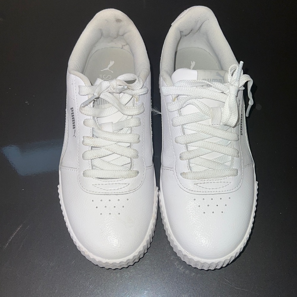 PUMA Sneakers